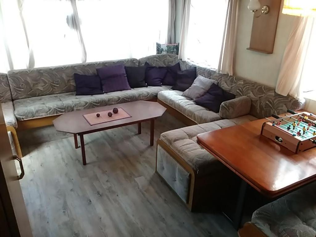 Hotel Mobilni Dum U Goldy Česká Skalice Exterior foto